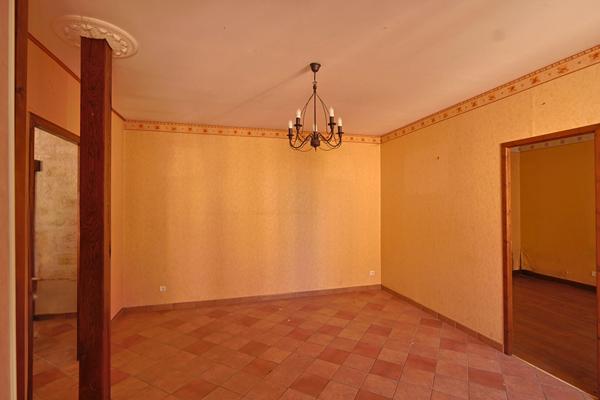 Appartement Imphy 2 pièces de 59 m2, Imphy, Paris 2h30, investissement locatif