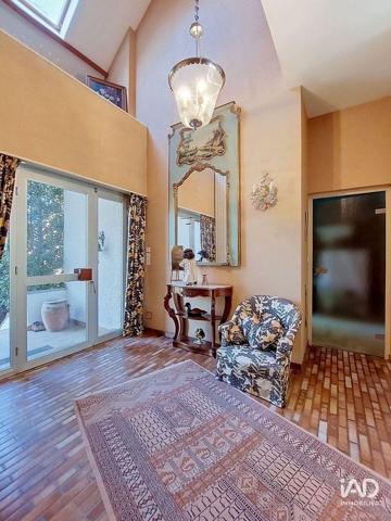 Maison à vendre 7 pièces 225 m² Villeneuve-sur-Yonne