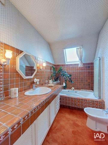 Maison à vendre 7 pièces 225 m² Villeneuve-sur-Yonne