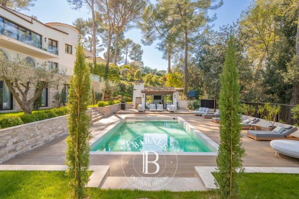 Mougins, Villa 5 Chambres -  380 m² à vendre