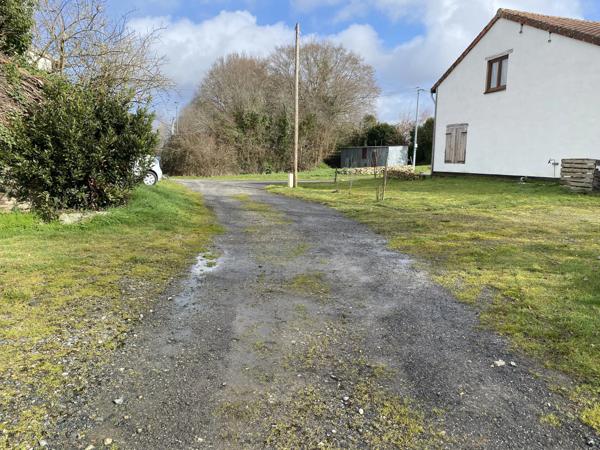 Jolie grange à rénover et terrain séparé