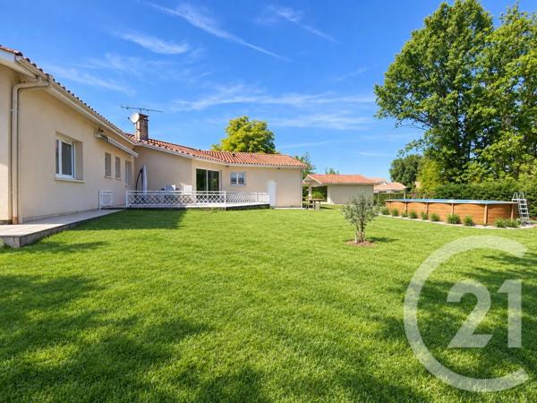Maison à vendre  5 pièces - 147 m 2   LATRESNE  - 33
