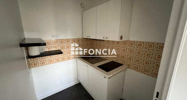 Location Studio 27.9 m² - Boissy-saint-léger 94470