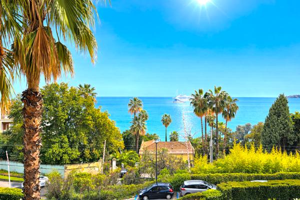 Appartement avec vue mer, terrasse, balcon et garage