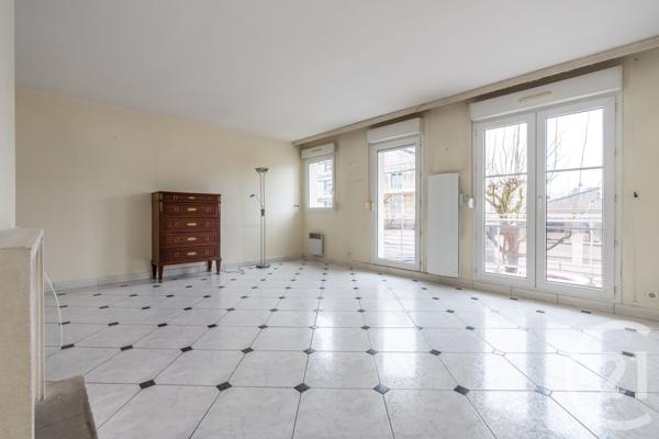 Appartement F5 à vendre  5 pièces - 131,34 m2 VILLIERS SUR MARNE - 94