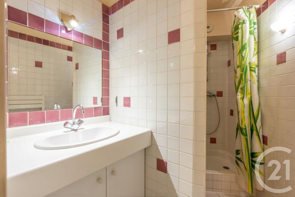 Appartement F5 à vendre  5 pièces - 131,34 m2 VILLIERS SUR MARNE - 94