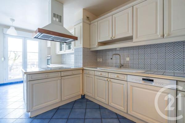 Appartement F5 à vendre  5 pièces - 131,34 m2 VILLIERS SUR MARNE - 94