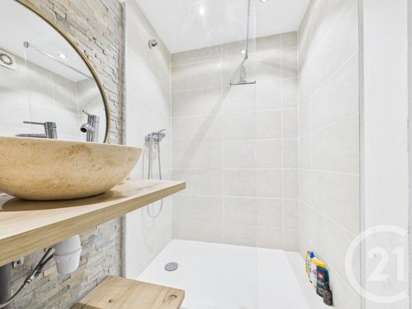 Appartement F3 à vendre  3 pièces - 63,41 m2 LA VALETTE DU VAR - 83