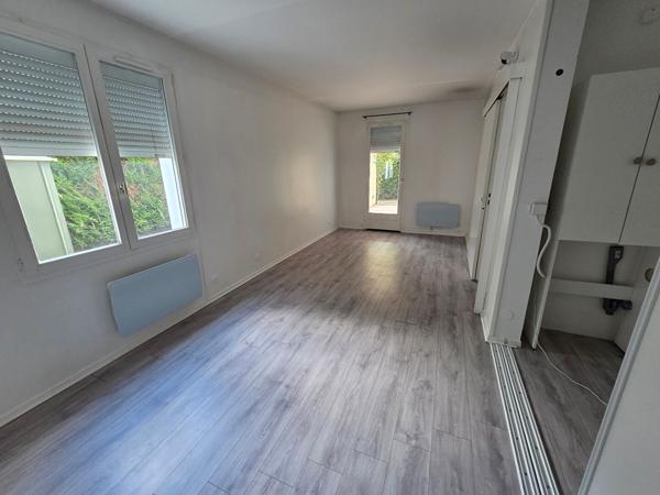 Grand F3 (ancien F4) avec jardin privatif ! Tellement rare sur Dourdan !