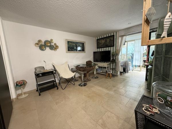 APPARTEMENT À VENDRE À SAINTE-MAXIME 212 000 €