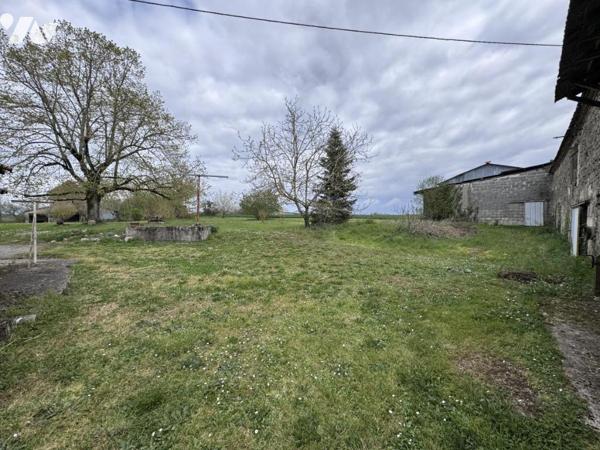 ANCIEN CORPS DE FERME AVEC DEPENDANCES