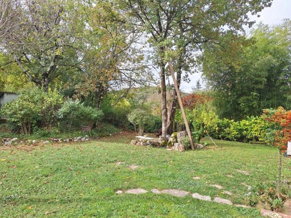 Maison de caractère à finir de rénover – à 10 min des commodités