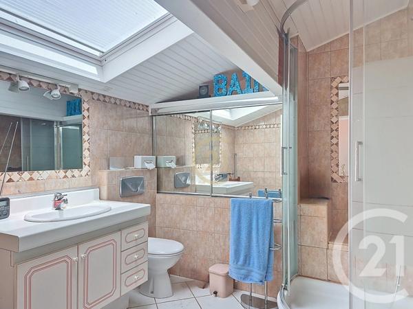 Appartement F6 à vendre  6 pièces - 153,34 m2 SALON DE PROVENCE - 13