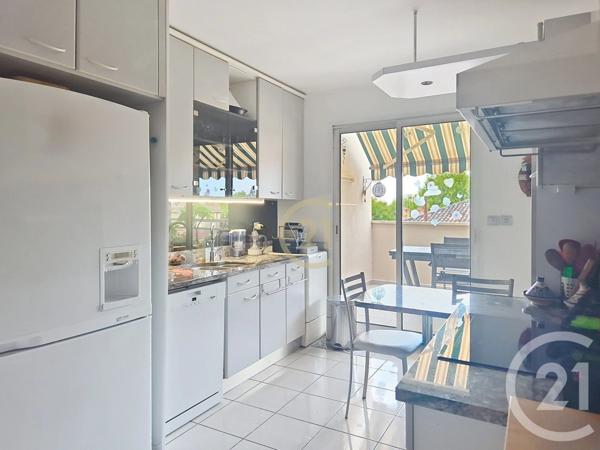 Appartement F6 à vendre  6 pièces - 153,34 m2 SALON DE PROVENCE - 13