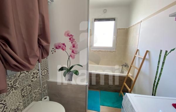 Appartement 3 pièces 52 m2 avec garage