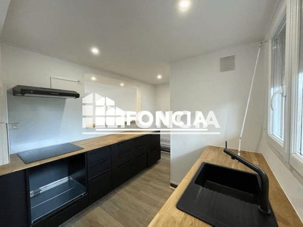 Location Appartement 3 pièces 48.83 m² - RUE JEAN ROSTAND Tarbes 65000