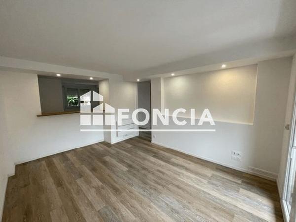 Location Appartement 3 pièces 48.83 m² - RUE JEAN ROSTAND Tarbes 65000