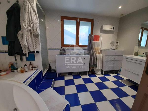 EXCLUSIVITÉ, MAISON INDÉPENDANTE AVEC GARAGE ET JARDIN