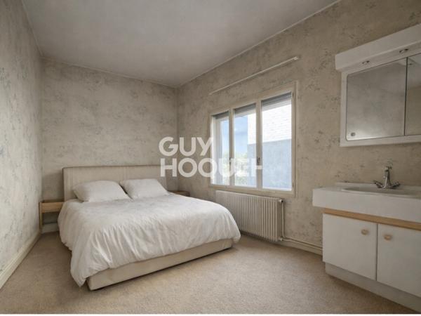 SAINTE ANNE - MAISON D'ENVIRON 150M² AVEC EXTERIEUR