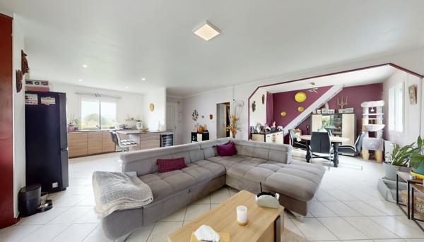 Jatxou - Opportunité rare : maison avec vue sur la Rhune, terrain constructible et fort potentiel d'évolution