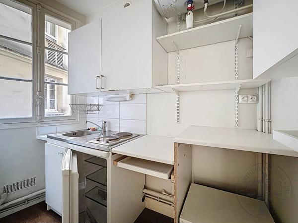 Vente                                                      Appartement
                        
                     2 pièces                      33 m2                     à Paris 13