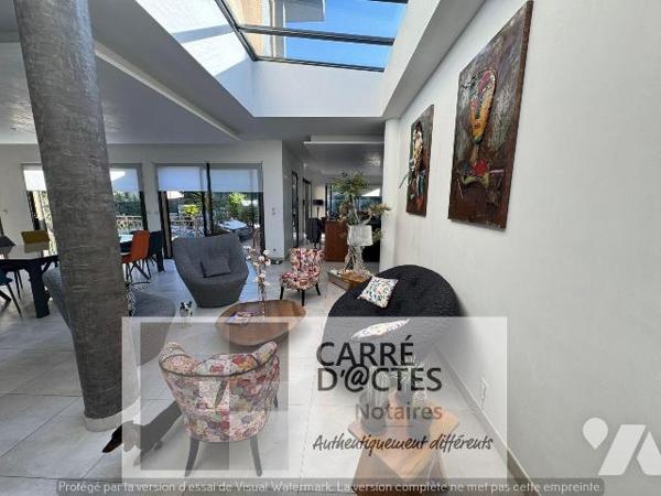 Les Notaires Associés Carré D'@ctes Vaunage, ont le plaisir de vous proposer cette propriété co...