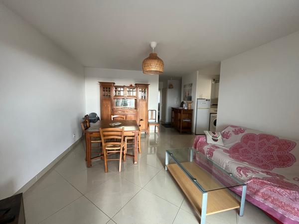 SAINT PIERRE LA MER APPARTEMENT T3 VUE MER DANS RESIDENCE SECURISEE