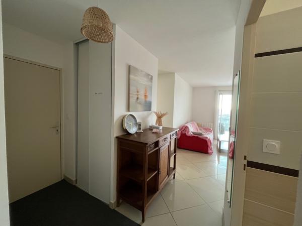 SAINT PIERRE LA MER APPARTEMENT T3 VUE MER DANS RESIDENCE SECURISEE