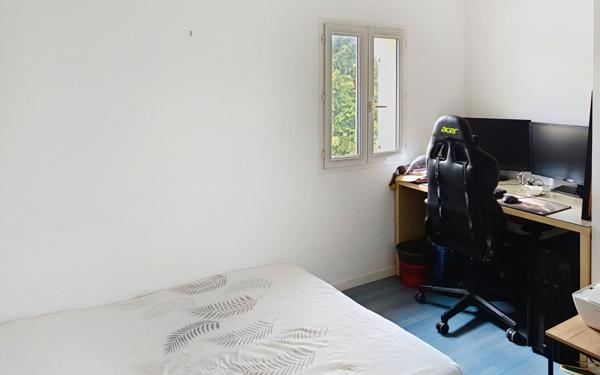 Maison à vendre    4 pièces •  Saint-Priest-Bramefant