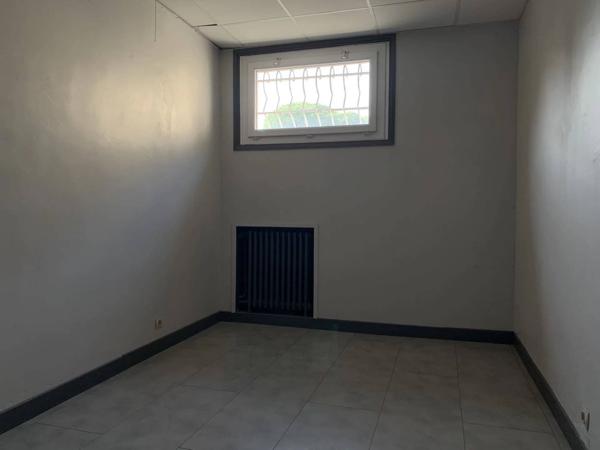 APPARTEMENT A CREER - Centre-Ville