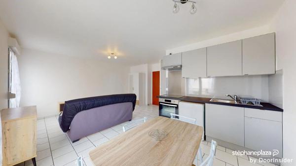 Location                                                      Appartement
                        
                     1 pièces                      28 m2                     à Pontault-Combault