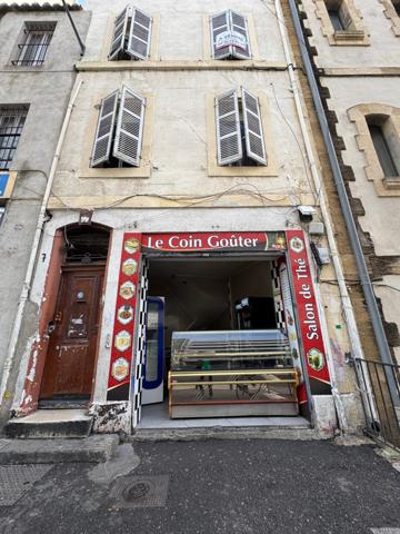 Marseille (13002) VENTE DES MURS D'UN LOCAL DE 10M2 + CAVE 10M2 - SECTEUR PLACE MARCEAU RUE FAUCHIER - RENDEMENT BRUT 14,67%