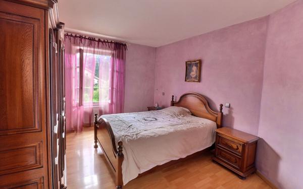 Maison à vendre    6 pièces • 201 m2 Dolomieu