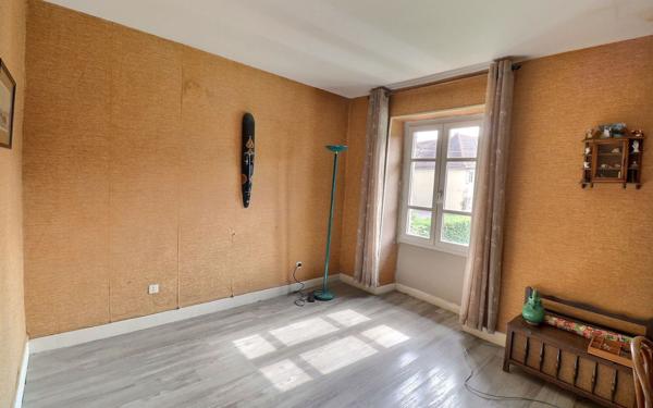 Maison à vendre    6 pièces • 201 m2 Dolomieu