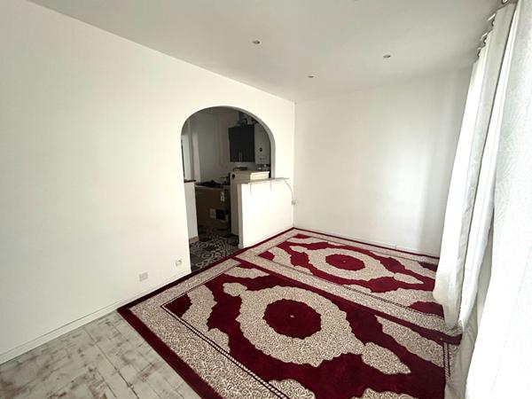 Appartement Pontoise 2 pièce(s) 44.73 m² €155 000 ** - Référence 10860