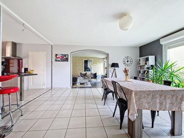 À vendre: Investissement locatif Maison avec 3 chambres avec locataires en place, secteur prisé du CHU de Poitiers