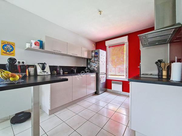 À vendre: Investissement locatif Maison avec 3 chambres avec locataires en place, secteur prisé du CHU de Poitiers