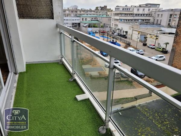 Appartement à louer 2 pièces 62m² Boulogne-sur-Mer (62200)