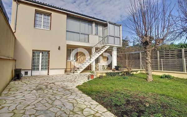 Maison à vendre    6 pièces •  Périgueux