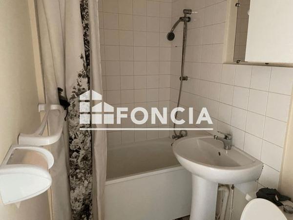 Location Appartement 3 pièces 56.58 m² - 9 AV DE CHATEAU THIERRY Brasles 02400