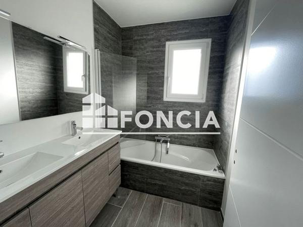 Location Maison 4 pièces 88.97 m² - 24 IMPASSE DES JUMELLES Massieux 01600