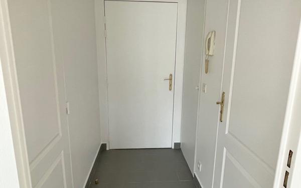 Appartement à louer    2 pièces • 37,33 m2 Issy-les-Moulineaux