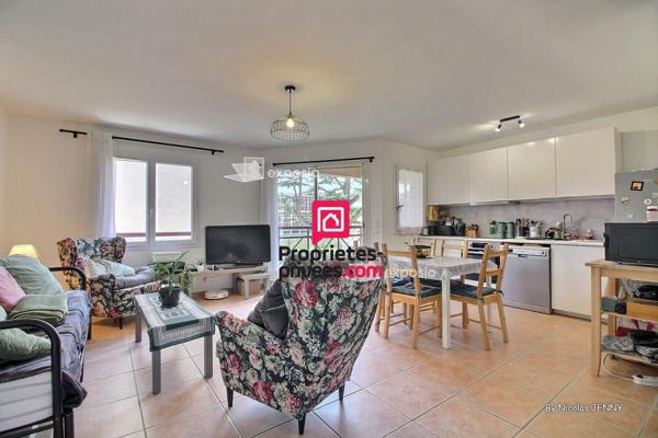 Grand Appartement 2 pièces Orange  - 55 m² - 184 000 Euros -