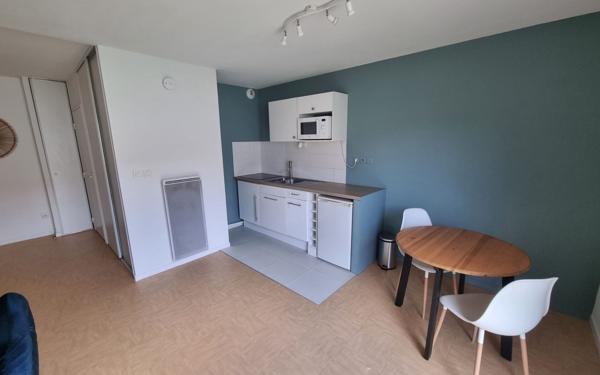 Appartement à louer    2 pièces • 42,49 m2 Saint-Genis-Laval