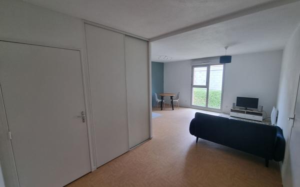 Appartement à louer    2 pièces • 42,49 m2 Saint-Genis-Laval