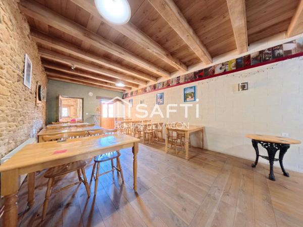 Pub atypique de caractère, studio enregistrement, maison d'hôtes