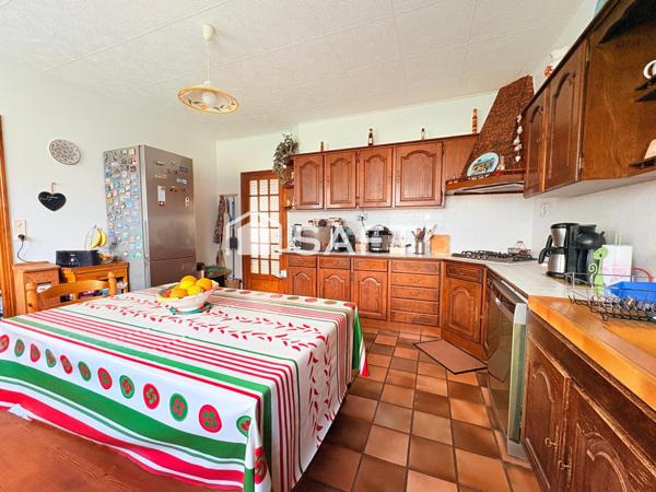 A Guénin, maison de 177m2 sur terrain de 2812 m2, 6 chambres