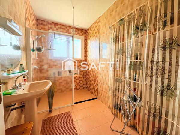 A Guénin, maison de 177m2 sur terrain de 2812 m2, 6 chambres