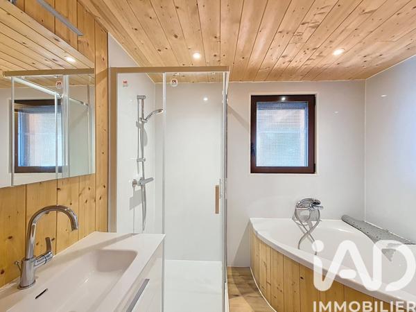 Maison à vendre 8 pièces 166 m² Besse-et-Saint-Anastaise