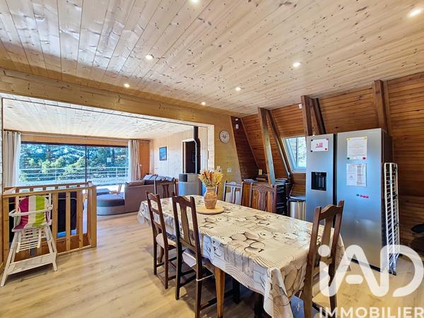 Maison à vendre 8 pièces 166 m² Besse-et-Saint-Anastaise